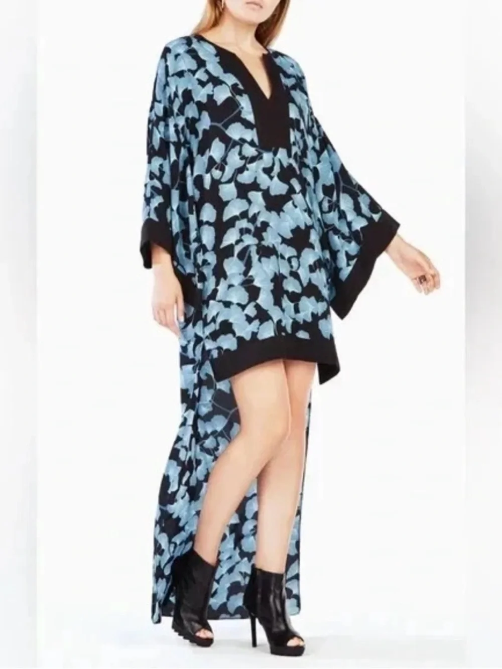 Bcbgmaxazria Worina Kimono Tunic Dress Floral Blue And Black Size XS/S - Picture 2 of 8